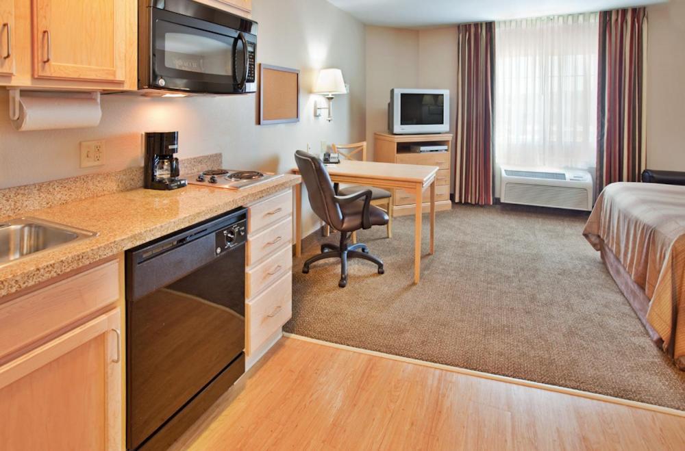 Candlewood Suites Junction City - Ft. Riley By Ihg Exteriör bild