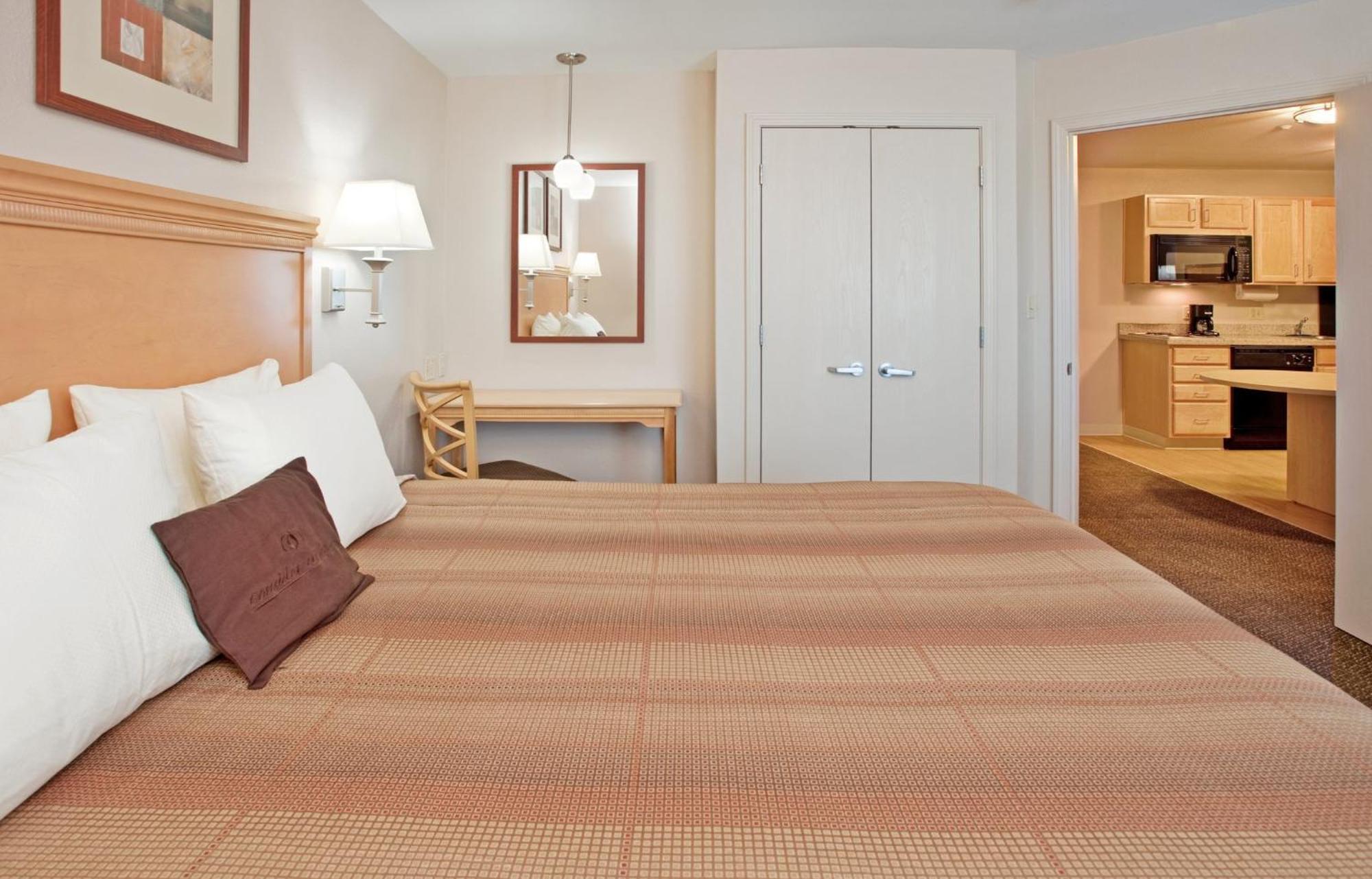 Candlewood Suites Junction City - Ft. Riley By Ihg Exteriör bild