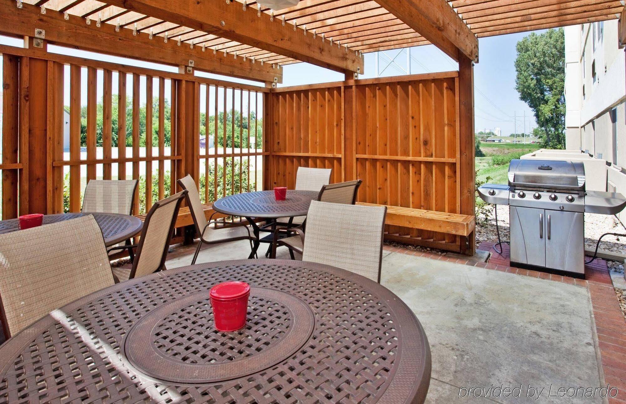 Candlewood Suites Junction City - Ft. Riley By Ihg Exteriör bild